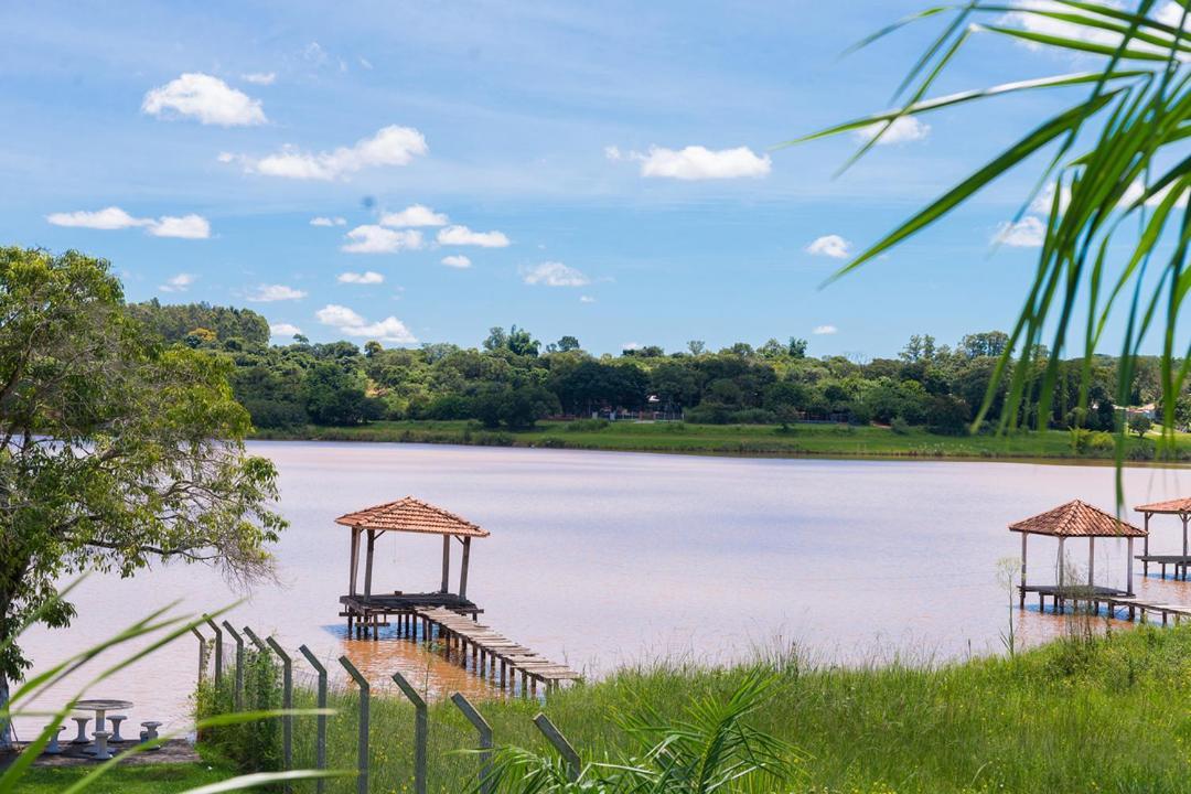 Chacara Com Piscina E Churrasq Em Martinopolis Sp ภายนอก รูปภาพ